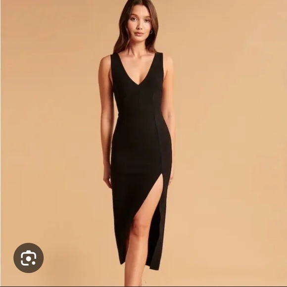 Abercrombie & Fitch New Dress - Picture 1 of 10